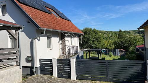 33855 Einfamilienhaus zu verkaufen in einer der schönsten Gegenden von Csatár, in der Nähe des Fischteichs!